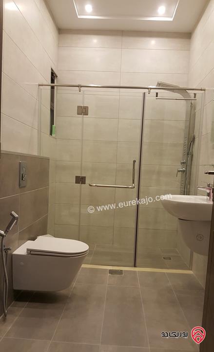 شقة سوبر ديلوكس طابق ثاني مساحة 236م للبيع في عمان – أم أذينة الغربي