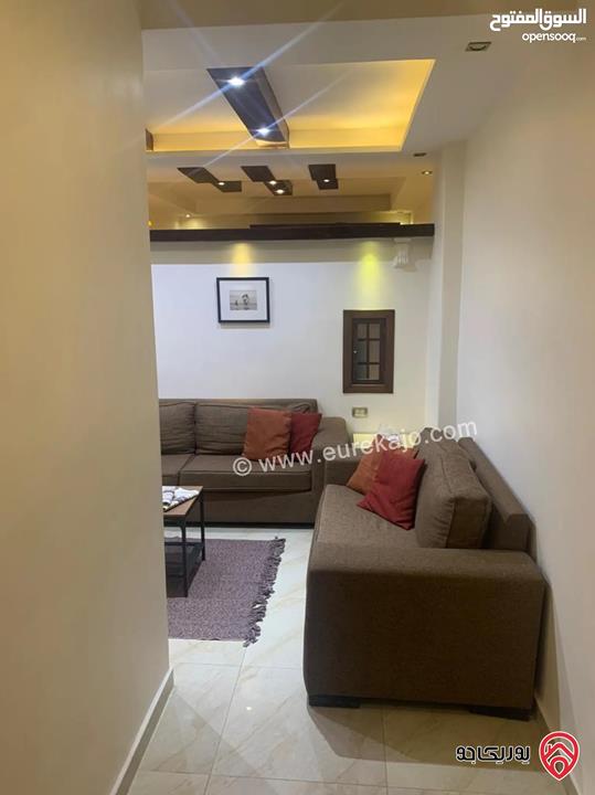 شقة أرضية مساحة 50م مفروشة للايجار في عمان - ام السماق شارع مكة