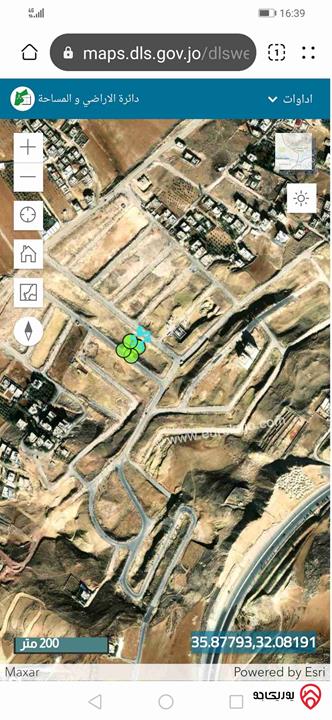 قطعة أرض سكنية صغيرة مساحة 485م للبيع في عمان - قرية ابو نصير