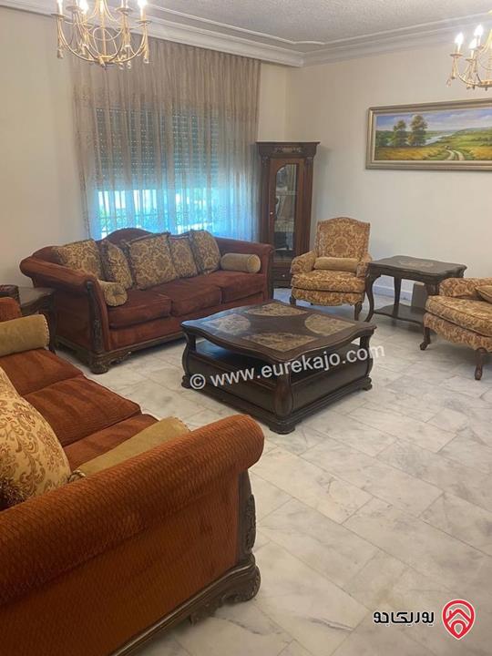 شقة ديلوكس طابق اول مساحة 205م للبيع في عمان - الرابية