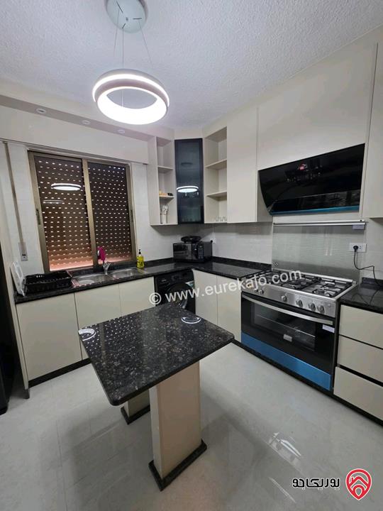 شقة طابق ثاني مساحة 120م للايجار مفروشة في عمان - أم السماق