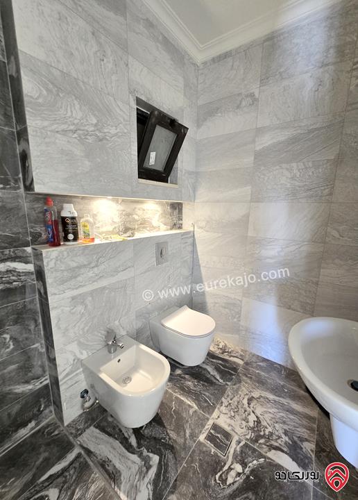 عمارة حديثة مساحة 770م مساحة البناء 1400م للبيع في عمان - خلدا تنفع لسكن العائلي بسعر مميز