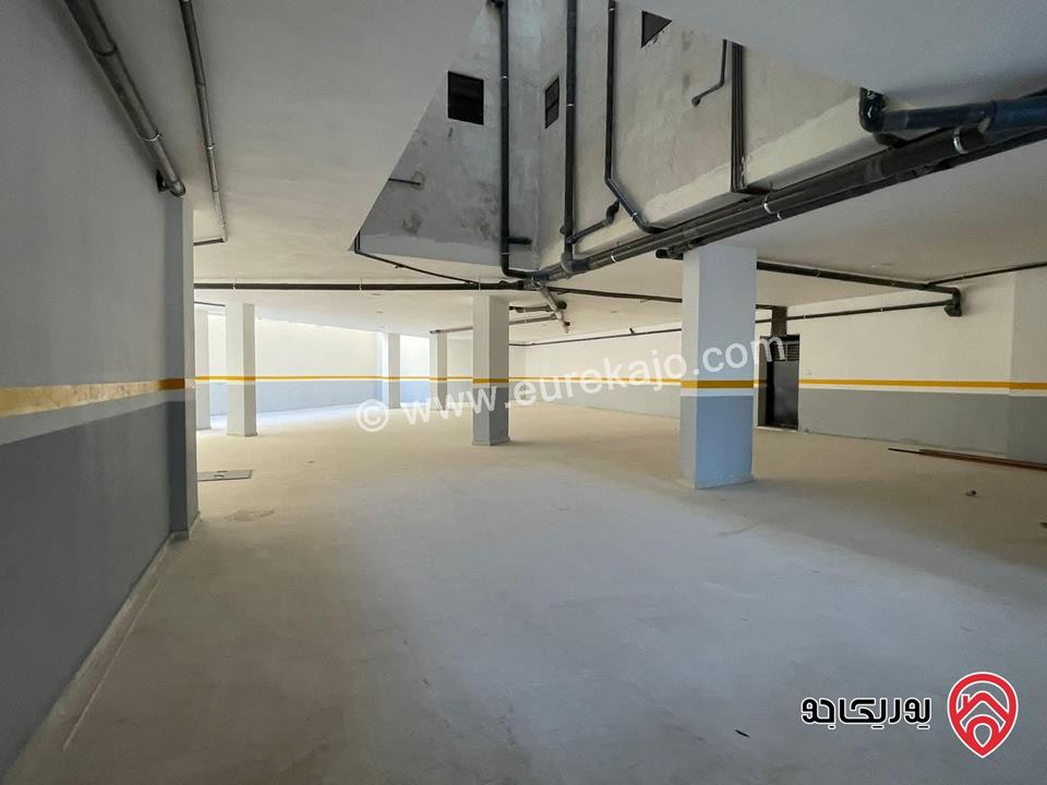 شقة طابق ثالث مساحة 189م مع روف 189م للبيع في عمان - ضاحية الحاج حسن