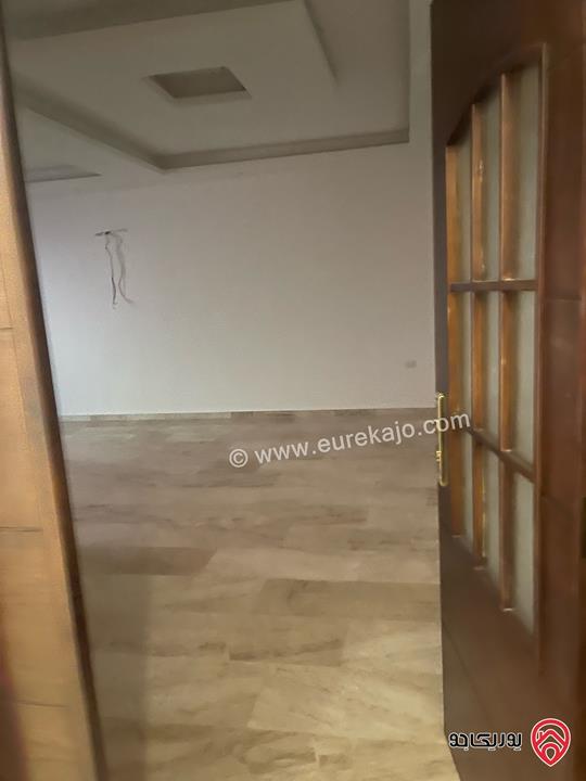 شقة شبه ارضية مساحة 168م داخلي و 100م خارجي للبيع في عمان - ضاحية الرشيد