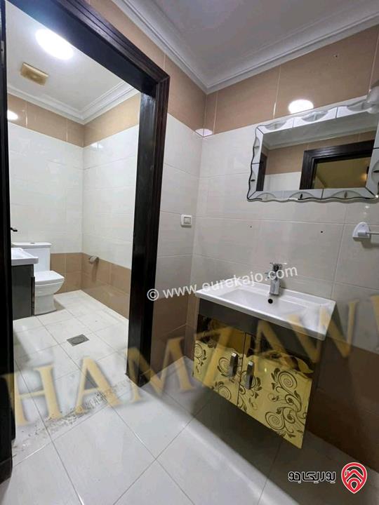 شقة سوبر ديلوكس مساحة 175م داخلي و 150م خارجي للايجار في عمان - طريق المطار 