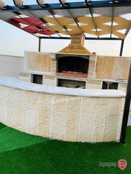 شاليه استثماري مميز مساحة الأرض 4 دونم و 500م والبناء 250م للبيع في المفرق - بلعما 