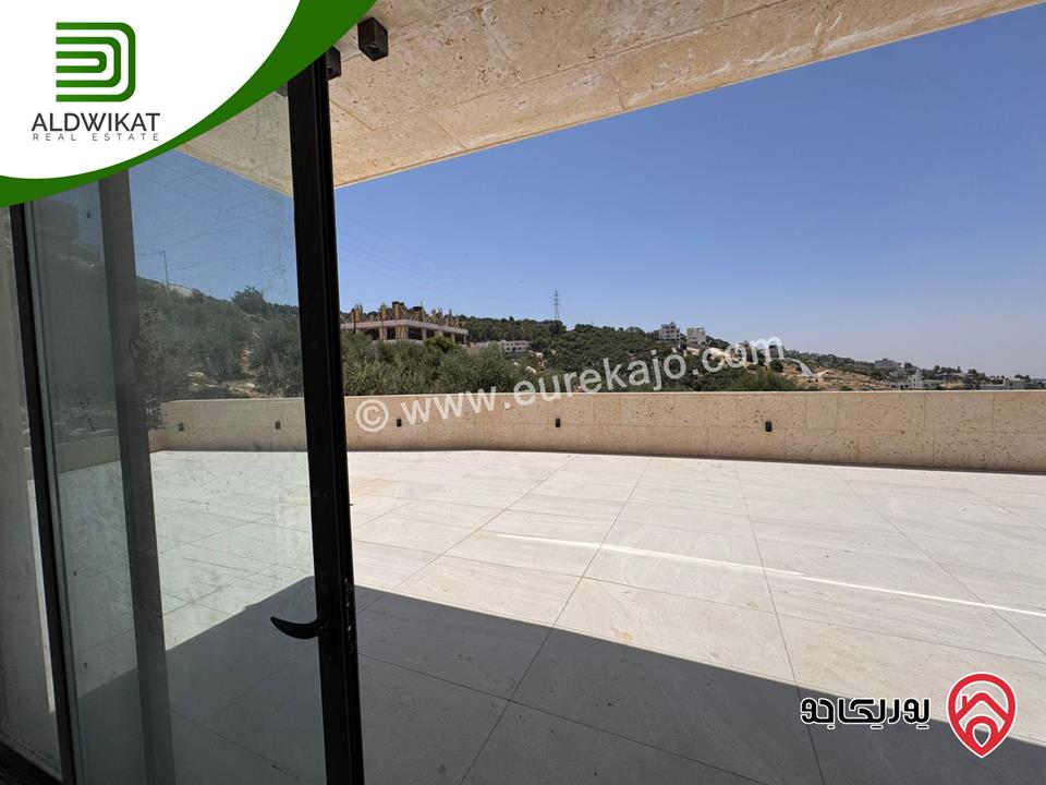 فيلا مستقلة للبيع بالقرب من دابوق / الهاشمية مساحة البناء 700م ومساحة الارض 555م ومساحة الحديقة 150م والترس 200م 