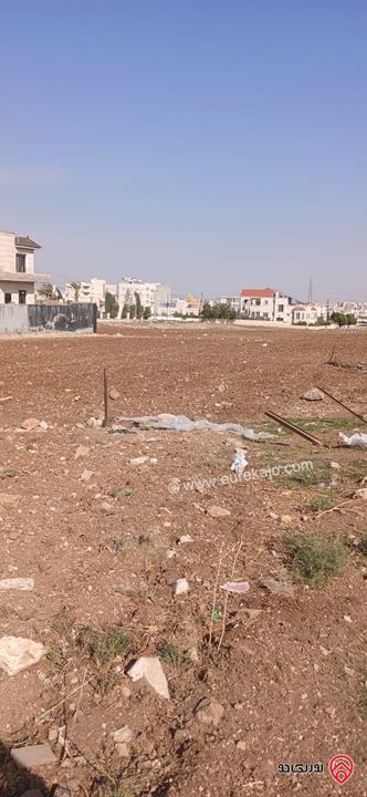 قطعة أرض مساحة 888م للبيع في اربد - ايدون 