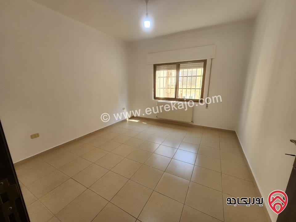 شقة مساحة 135م طابق أول للايجار في عمان - الجبيهة