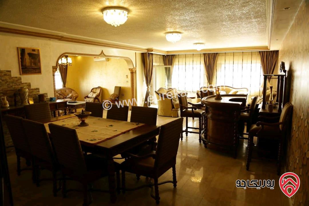 شقة ديلوكس طابق اول مساحة 350م للبيع في عمان - دير غبار