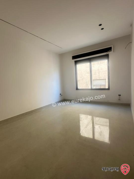 شقة مساحة 100م طابق أول للبيع في عمان - البنيات قرب مدارس الحصاد