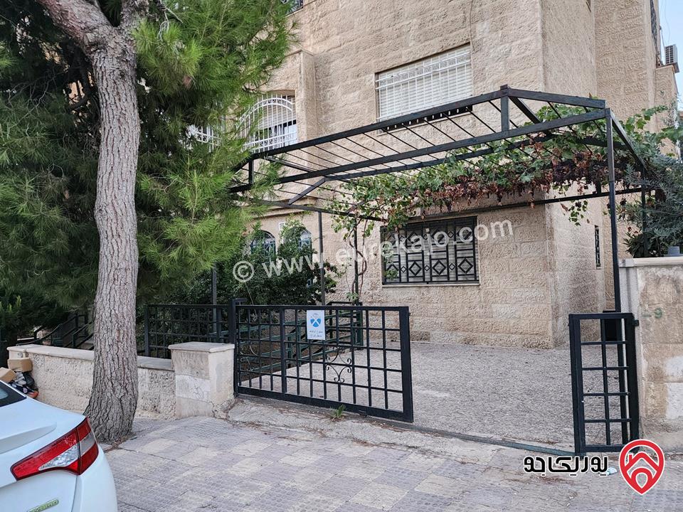 شقة أرضية مساحة 130م داخلي و 70م خارجي للبيع في عمان - ضاحية الرشيد