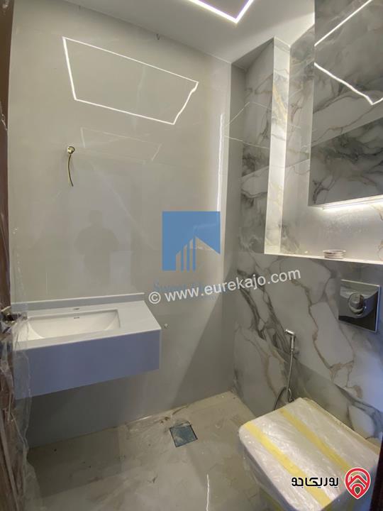 شقة فاخرة للبيع في عمان خلدا - قرب إشارة البنك العربي طابق اول 175م تشطيب سوبر ديلوكس لم تسكن