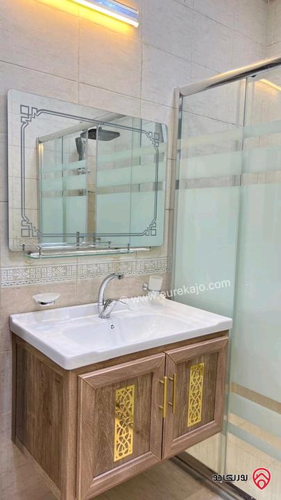 شقة مساحة 191م طابق أول للبيع في عمان - الرابية