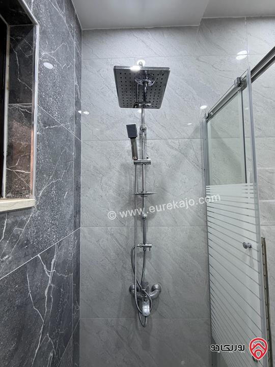 شقة شبه ارضية مساحة 184م مع ترس وحديقة 120م سوبر ديلوكس للبيع في عمان - المقابلين 