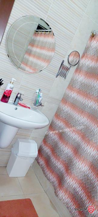 شقة شبه أرضية مساحة 200م مع حديقة 100م للبيع في عمان - الصويفية