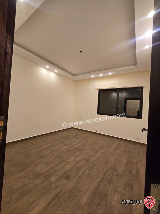 شقة دوبلكس فارغة لم تسكن مساحة 200م للايجار في عمان - البنيات 