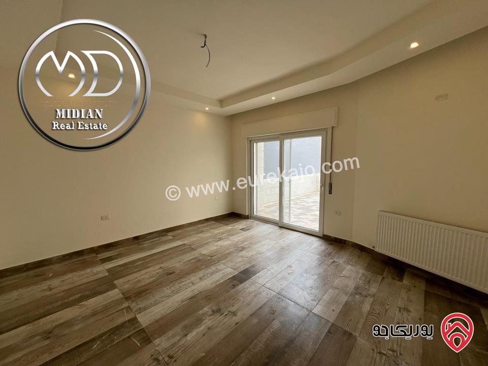 شقة دوبلكس جديدة للبيع في عمان - خلدا طابق أخير مع روف مساحة 210م مع تراسات اطلالة رائعة بسعر مميز