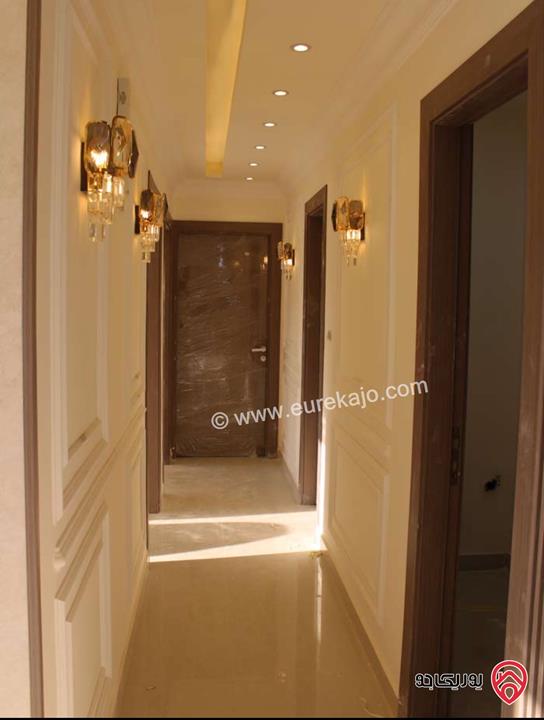 شقق للبيع في عمان- الجبيهة ام زيتينة مساحة 164م  تشطيب Luxury