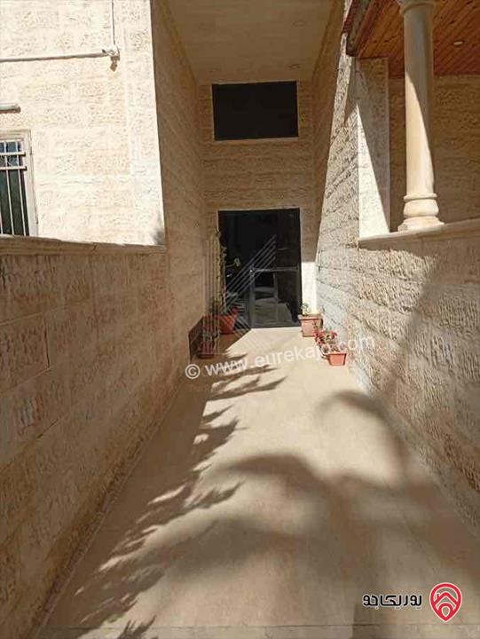 شقة أرضية مساحة 110م للبيع في عمان - الكرسي 