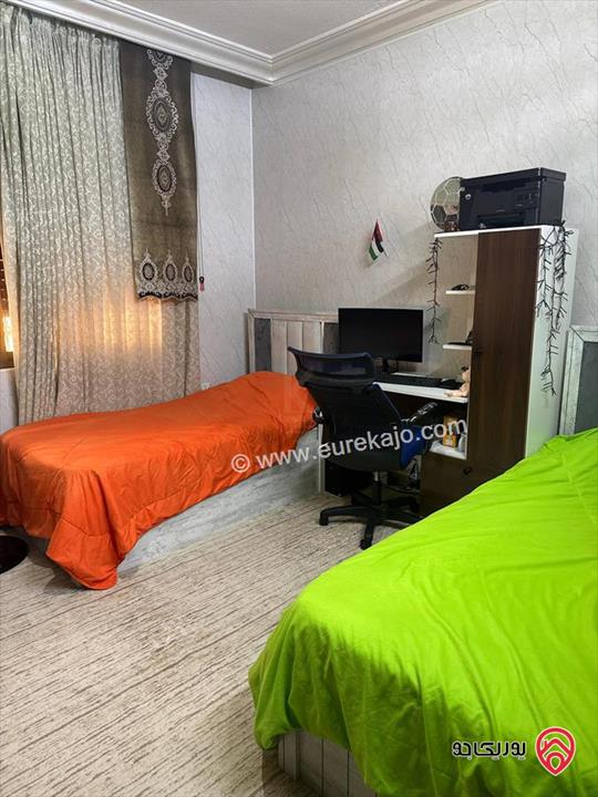 فيلا مستقلة و مميزة مساحة 275م على أرض 724م للبيع في السلط