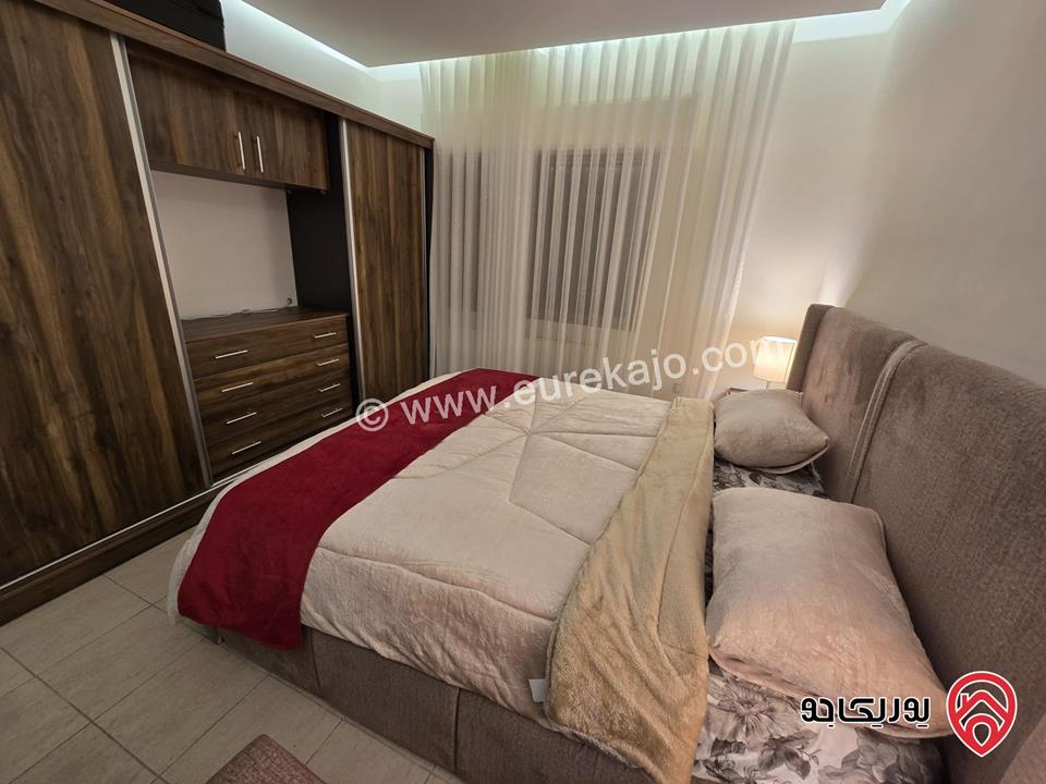 شقة فاخرة مفروشة للايجار ثلاث غرف نوم في الدوار السابع