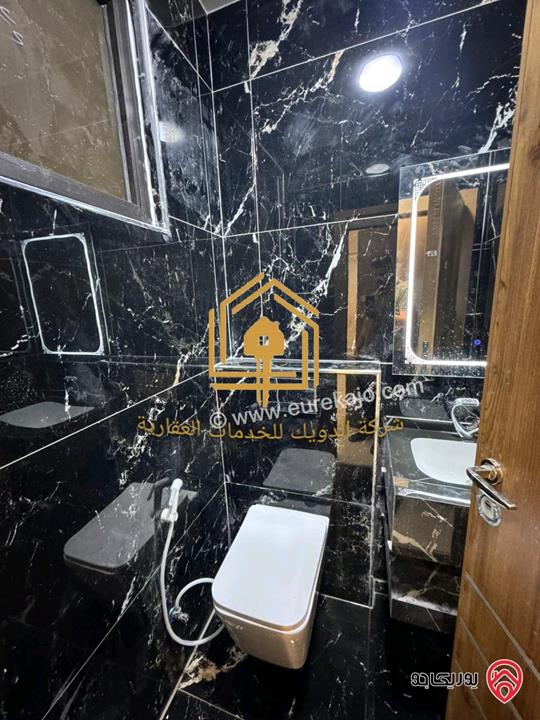 شقة جديدة مساحة طابق شبة أرضي مساحة 150م للإيجار في عمان - الجبيهة 