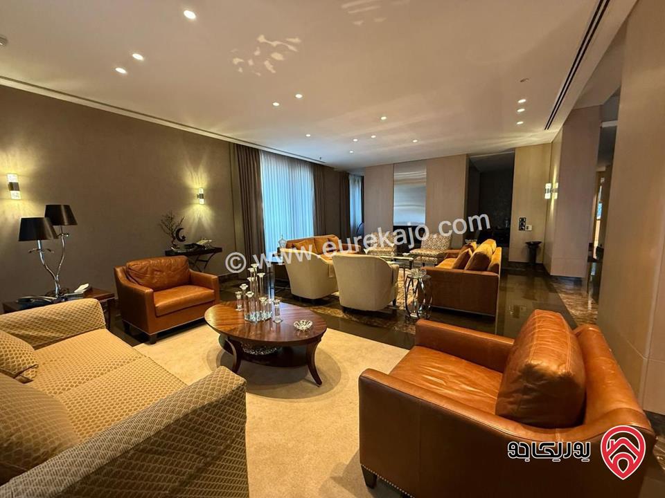 فيلا فاخرة مساحة 560م على ارض 500م للايجار في عمان - دابوق من المالك مباشرة