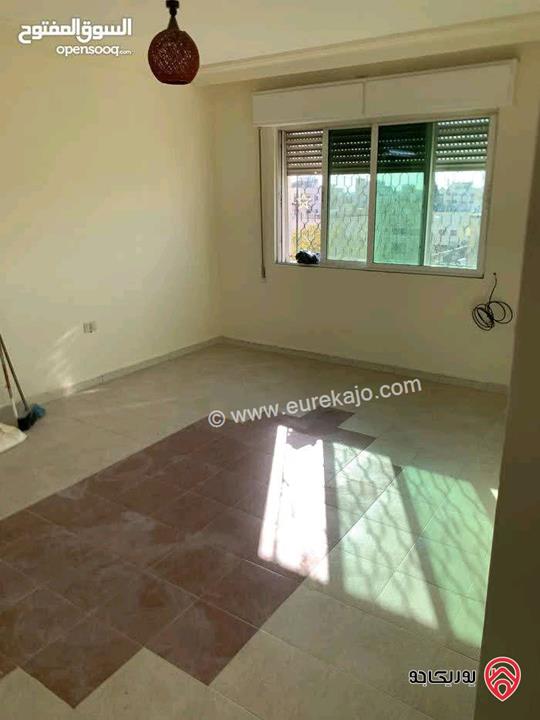 شقة طابق ثالث مساحة 80م للبيع  في عمان - المقابلين