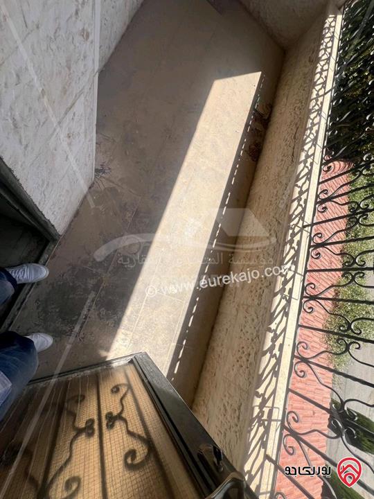 شقة فارغة طابق أول مساحة 230م للايجار في عمان - خلدا 