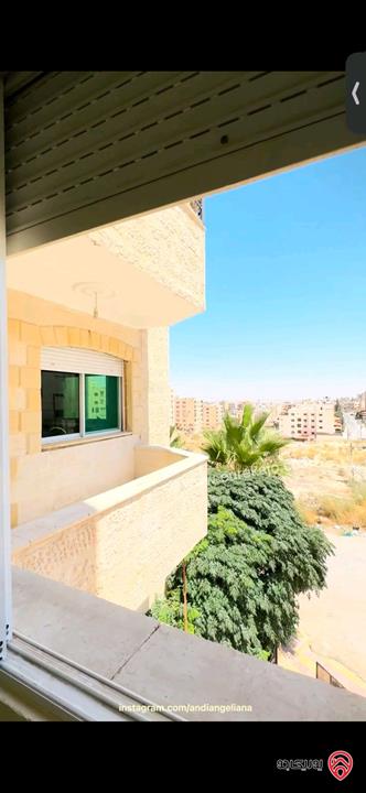 شقة طابق أول مساحة 145م للبيع في الزرقاء - جبل المغير