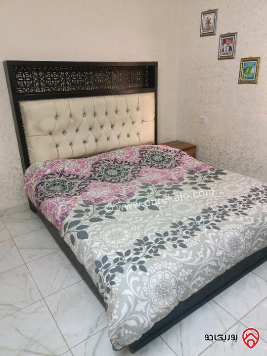 شقة مفروشة أرضية مساحة 65م للايجار في اربد 