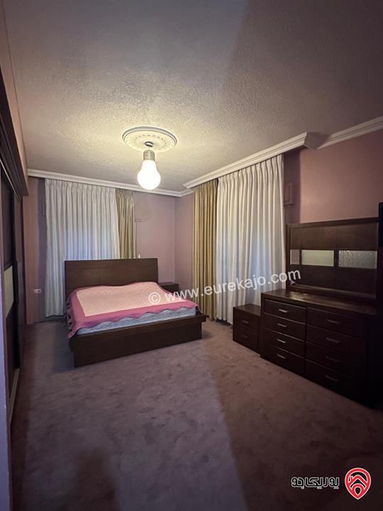 شقة مفروشة مساحة 160م طابق ثاني للإيجار في عمان - ضاحية الرشيد للعائلات فقط 