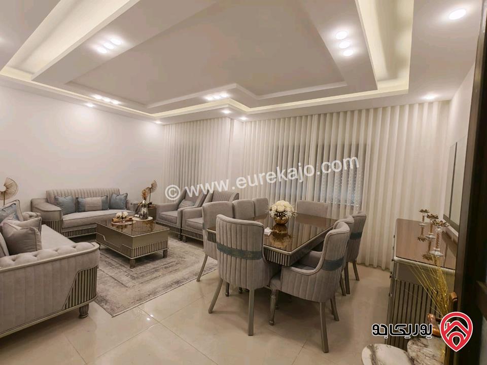 شقة ارضية مساحة 160م داخلي و 40م خارجي للبيع مفروشة في عمان - أبو السوس