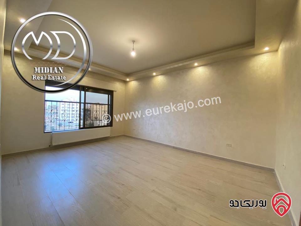 شقة للبيع طابق ثالث في عمان - تلاع العلي مساحة 180م تشطيبات وديكورات سوبر ديلوكس اطلالة جميلة جديدة لم تسكن بسعر مميز