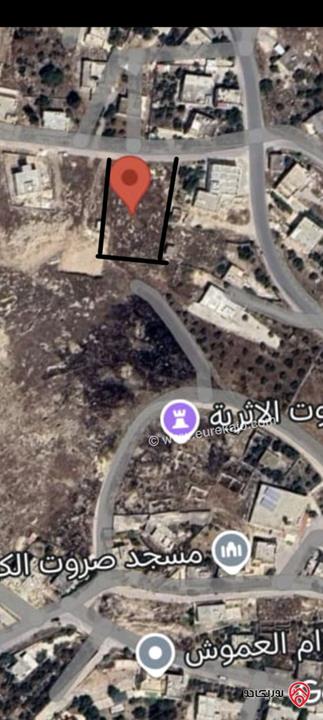أرض مساحة 1 دونم و 616م للبيع في الزرقاء - صروت بموقع ولا اروع مطلة على جبال جرش و العالوك بين عمان وجرش تصلح لمنزل او مزرعة
