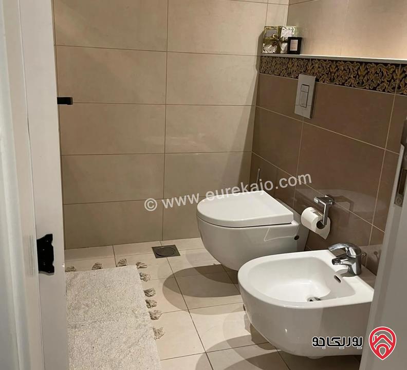 شقة فاخرة مفروشة مساحة 300م طابق أول للايجار في عمان - عبدون 