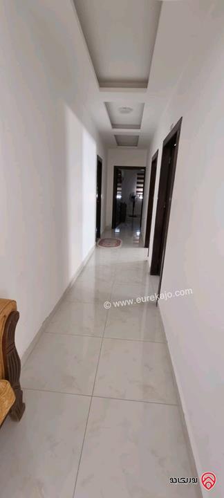 شقة ديلوكس طابق أول مساحة 145م للبيع في الزرقاء الجديدة