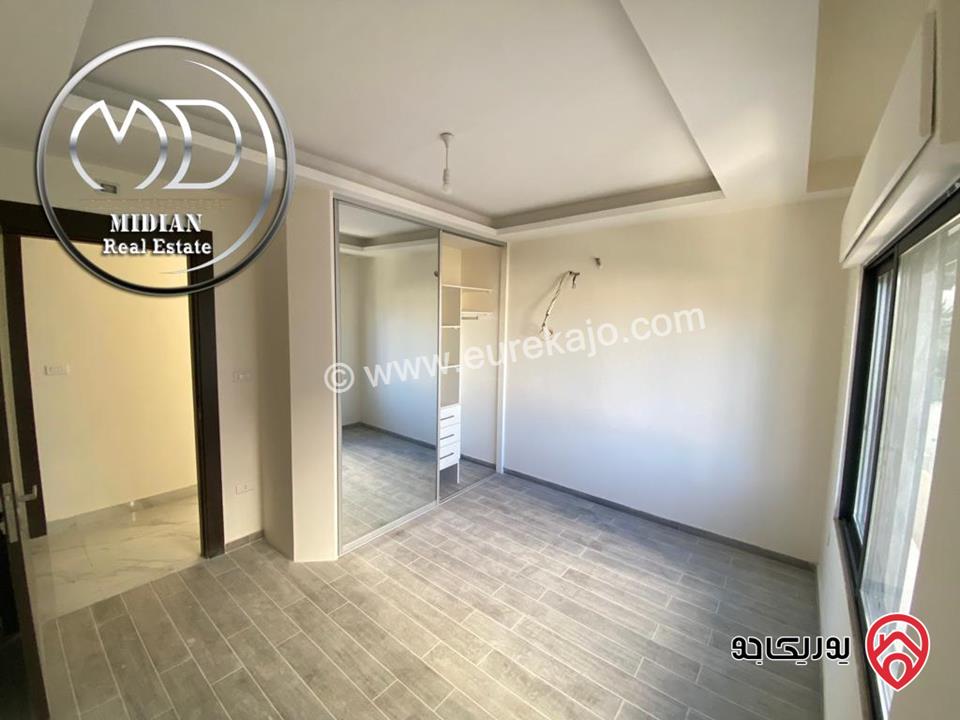 شقة دوبلكس فارغة للايجار طابق أخير مع روف في عمان - دير غبار مساحة 220م مع تراسات تشطيبات و ديكورات عصرية فاخرة