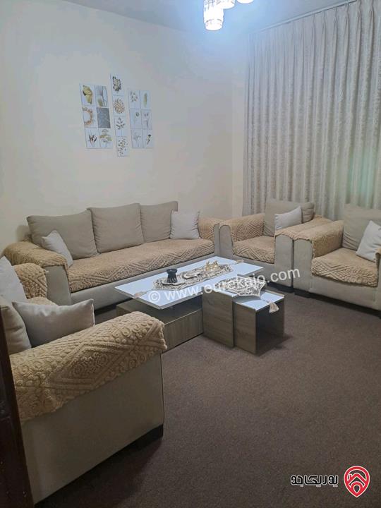 شقة مساحة 130م طابق ثاني للبيع في عمان - ضاحية الاستقلال