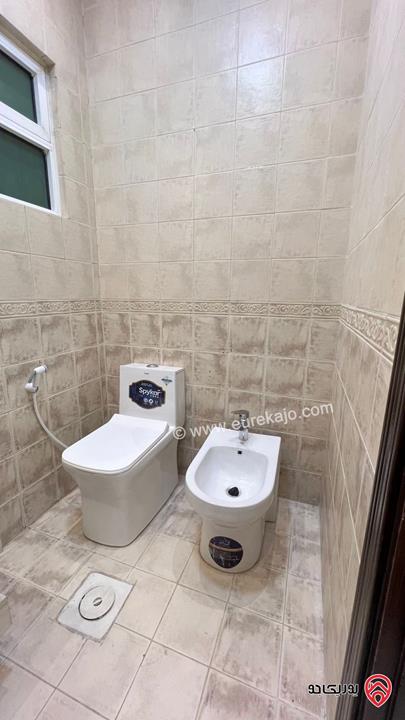 شقة فاخرة طابق أول مساحة 191م للبيع في عمان - الرابية 