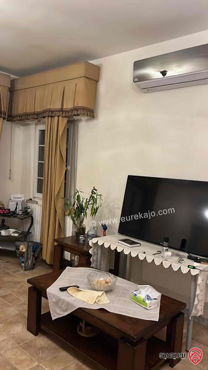 شقة المساحة الاجمالية 230م للايجار مفروشة او بدون فرش في عمان - أم أذينة