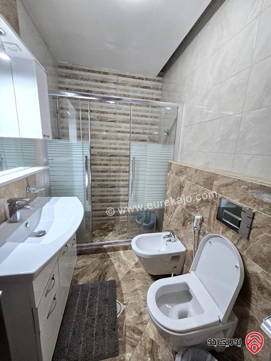 شقة مفروشة طابق أول مساحة 200 متر للإيجار في عمان - خلدا