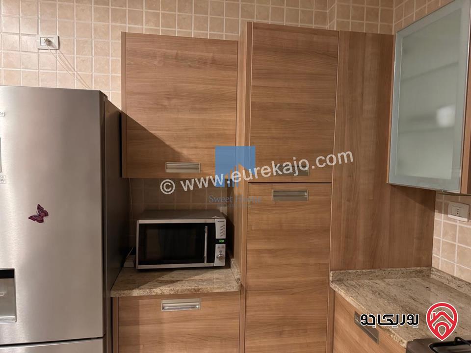 شقة أرضية مساحة 140م داخلي مع ترسات 80م للبيع في عمان - أم السماق الجنوبي