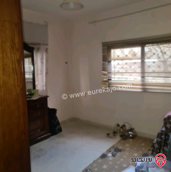 منزل مستقل مساحة 500م على أرض 590م للبيع في الرصيفة حي الرشيد