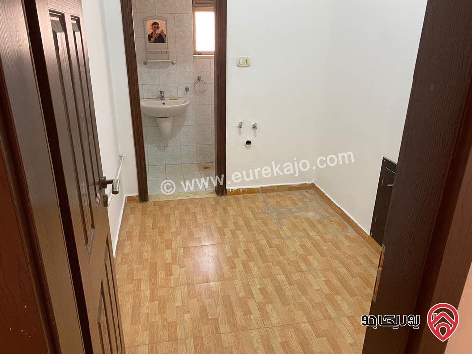 شقة طابقية مفروشة مساحة 275م للإيجار أو للبيع في عمان - دير غبار