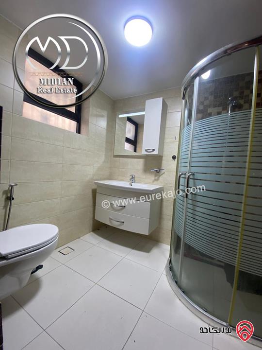 شقة ارضية مفروشة للبيع في عمان - ام اذينة مساحة 200م مع ترس و حديقة 150م تشطيبات سوبر ديلوكس بسعر مميز