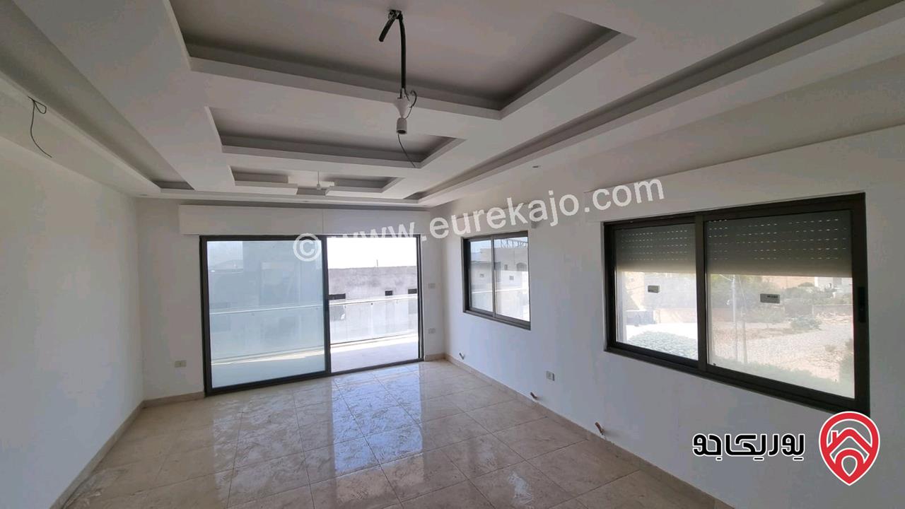 شقة طابق ثاني مساحة 159م للبيع في عمان - ابو نصير