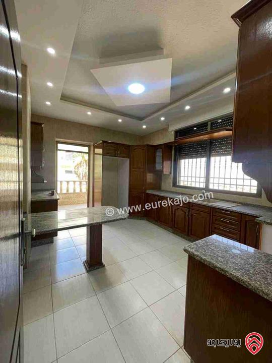 شقة طابق أول مساحة 165م للبيع في عمان - الجبيهة