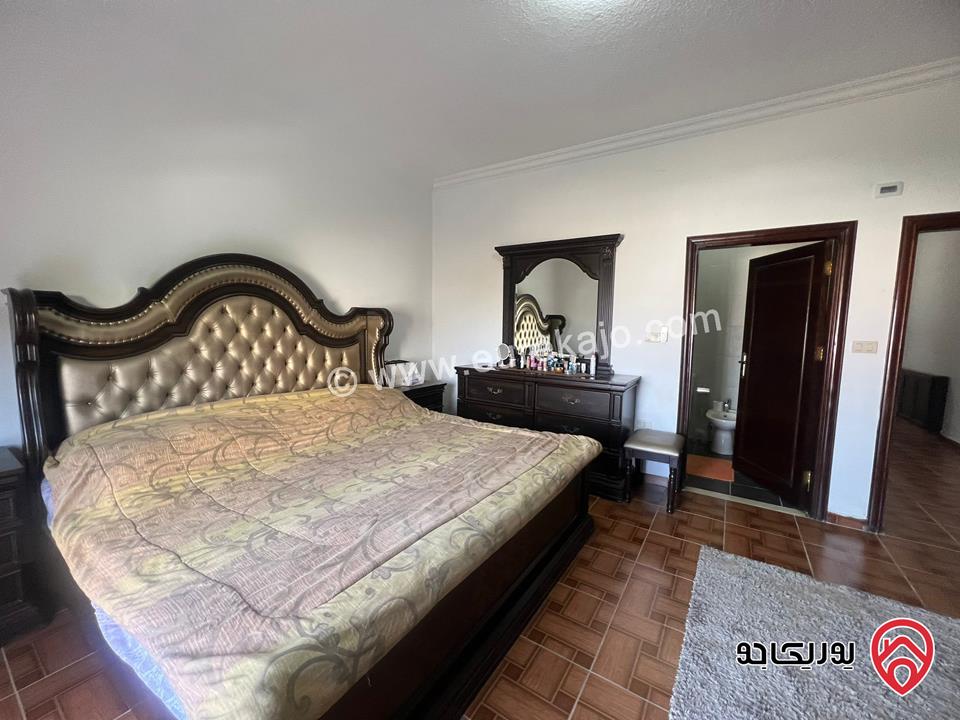 شقة مفروشة بالكامل وجاهزة للسكن الفوري مساحة 196م للبيع في الفحيص 